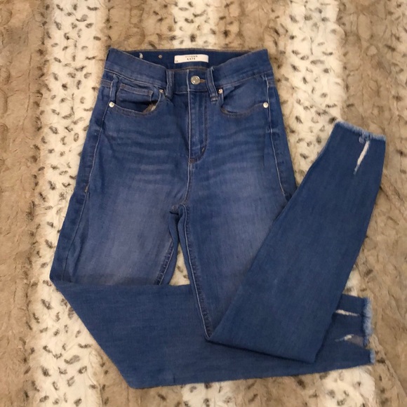 Dynamite Denim - FIRM! Kate distressed ankle jeans
